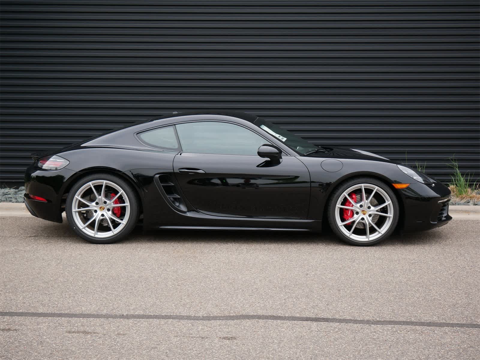 Thumbnail: 2025 Porsche 718 Cayman - 28