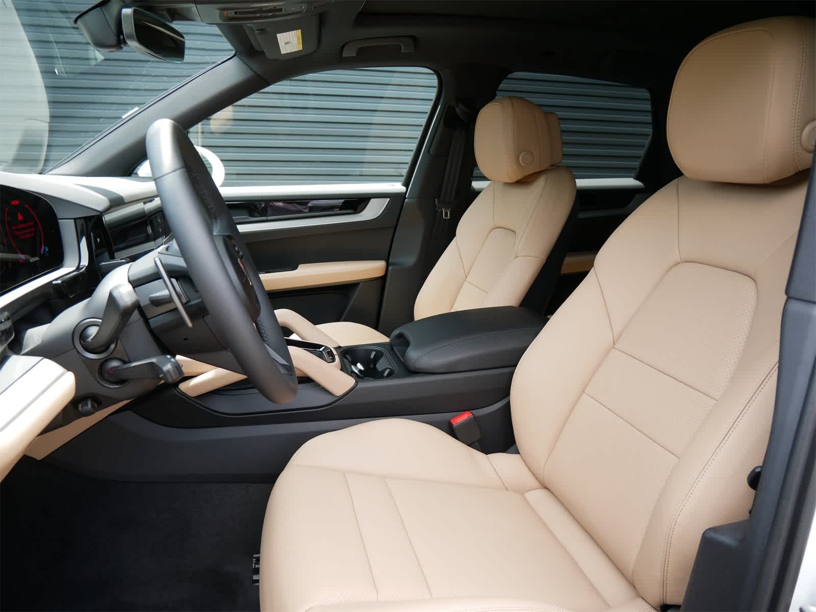 Thumbnail: 2025 Porsche Cayenne - 5