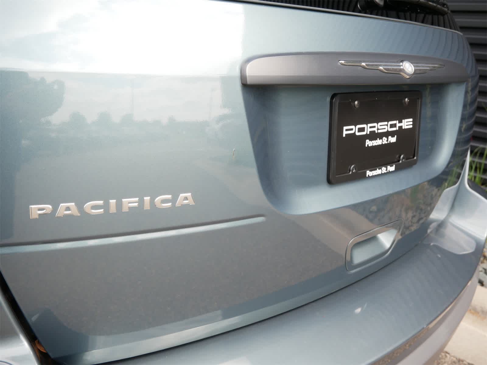 Thumbnail: 2006 Chrysler Pacifica - 25