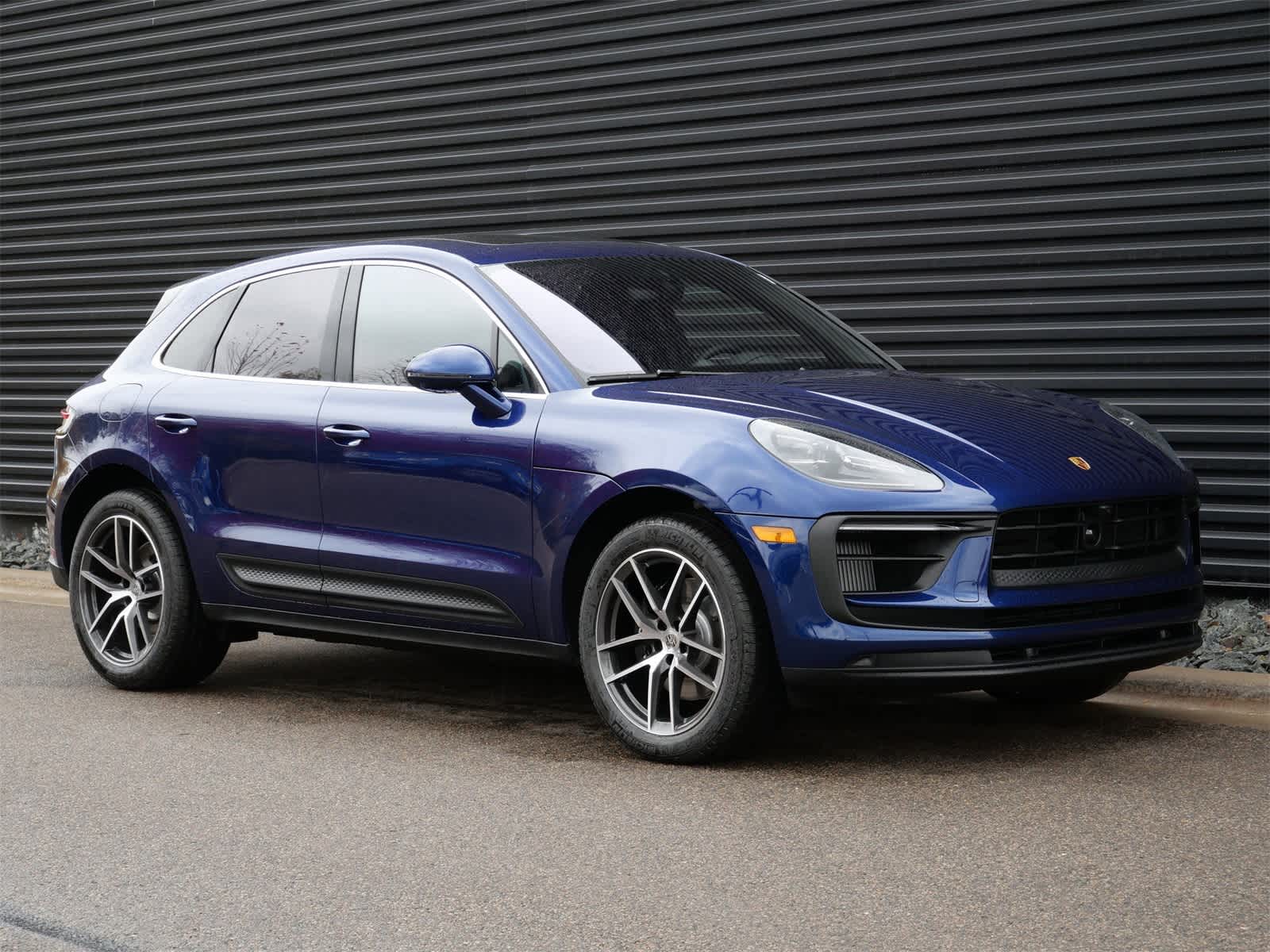 Thumbnail: 2026 Porsche Macan - 26