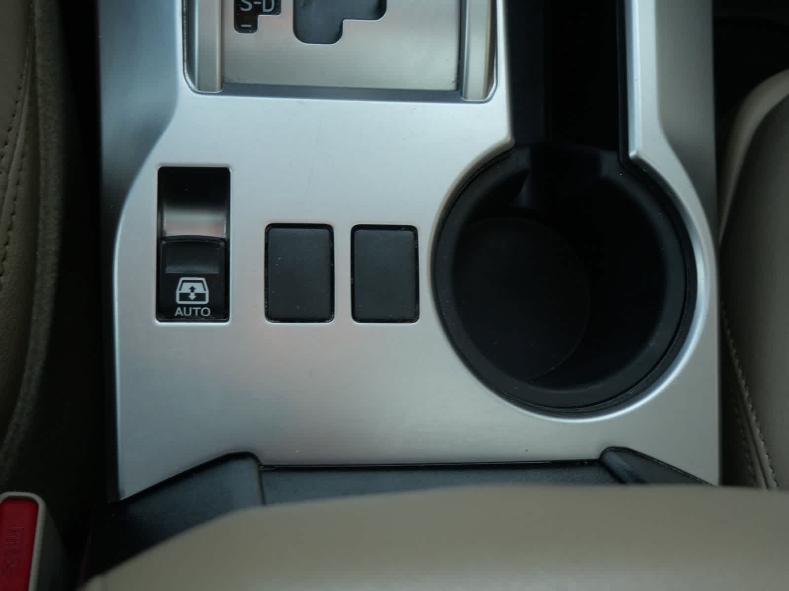 Thumbnail: 2018 Toyota 4Runner - 16