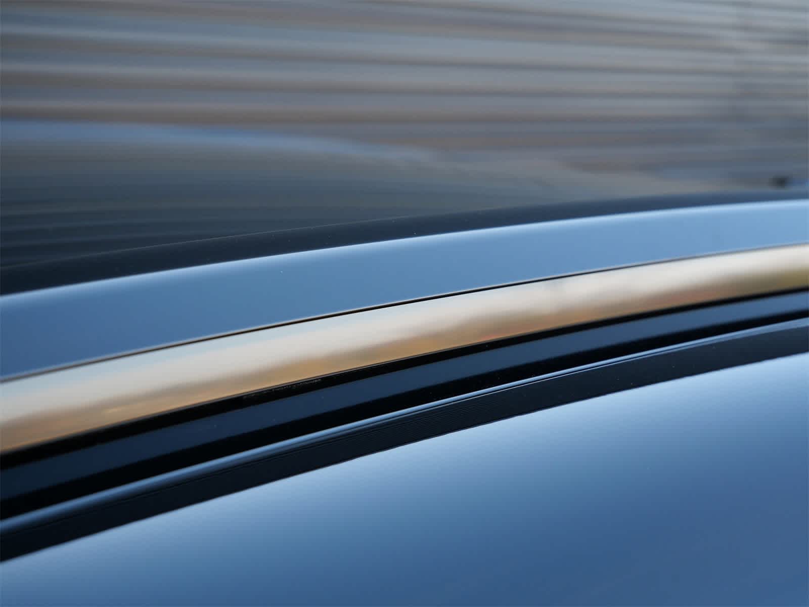 Thumbnail: 2026 Porsche Macan - 22