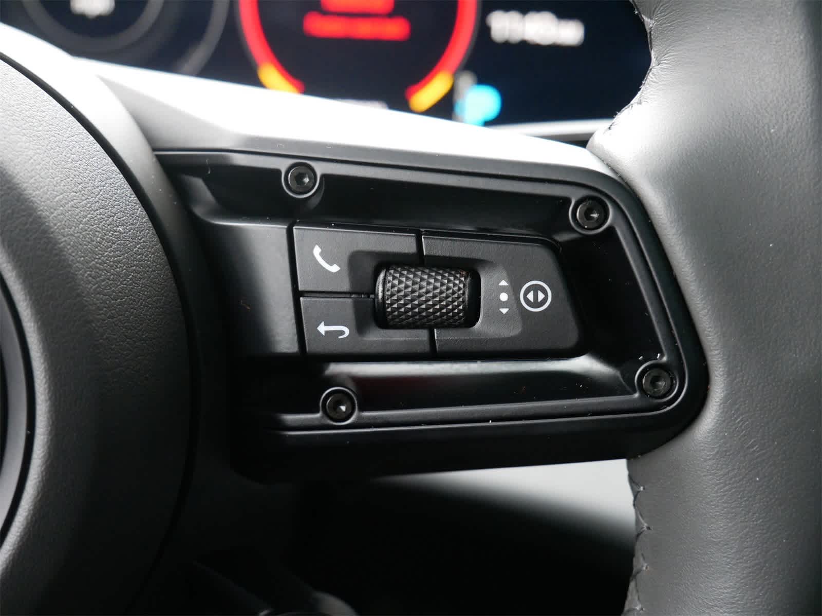 Thumbnail: 2021 Porsche Taycan - 19