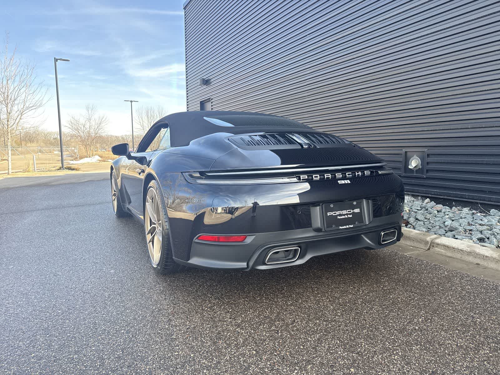 Thumbnail: 2025 Porsche 911 - 10