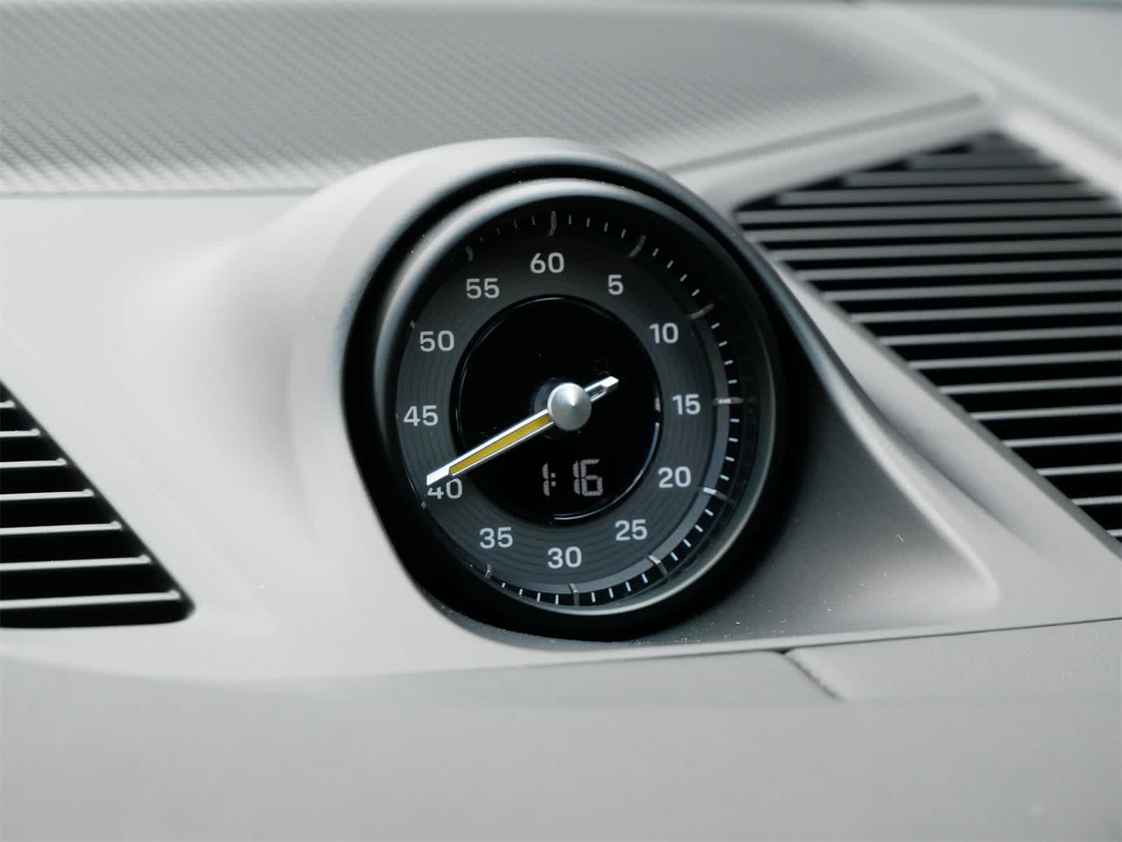Thumbnail: 2025 Porsche Cayenne - 12