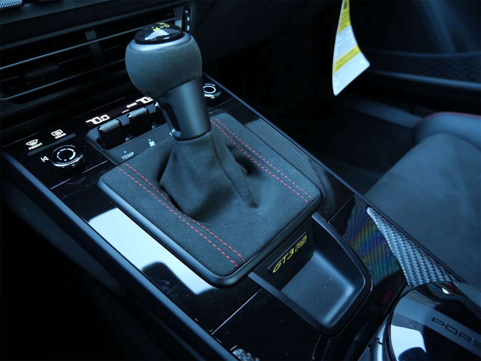 Thumbnail: 2025 Porsche 911 - 14