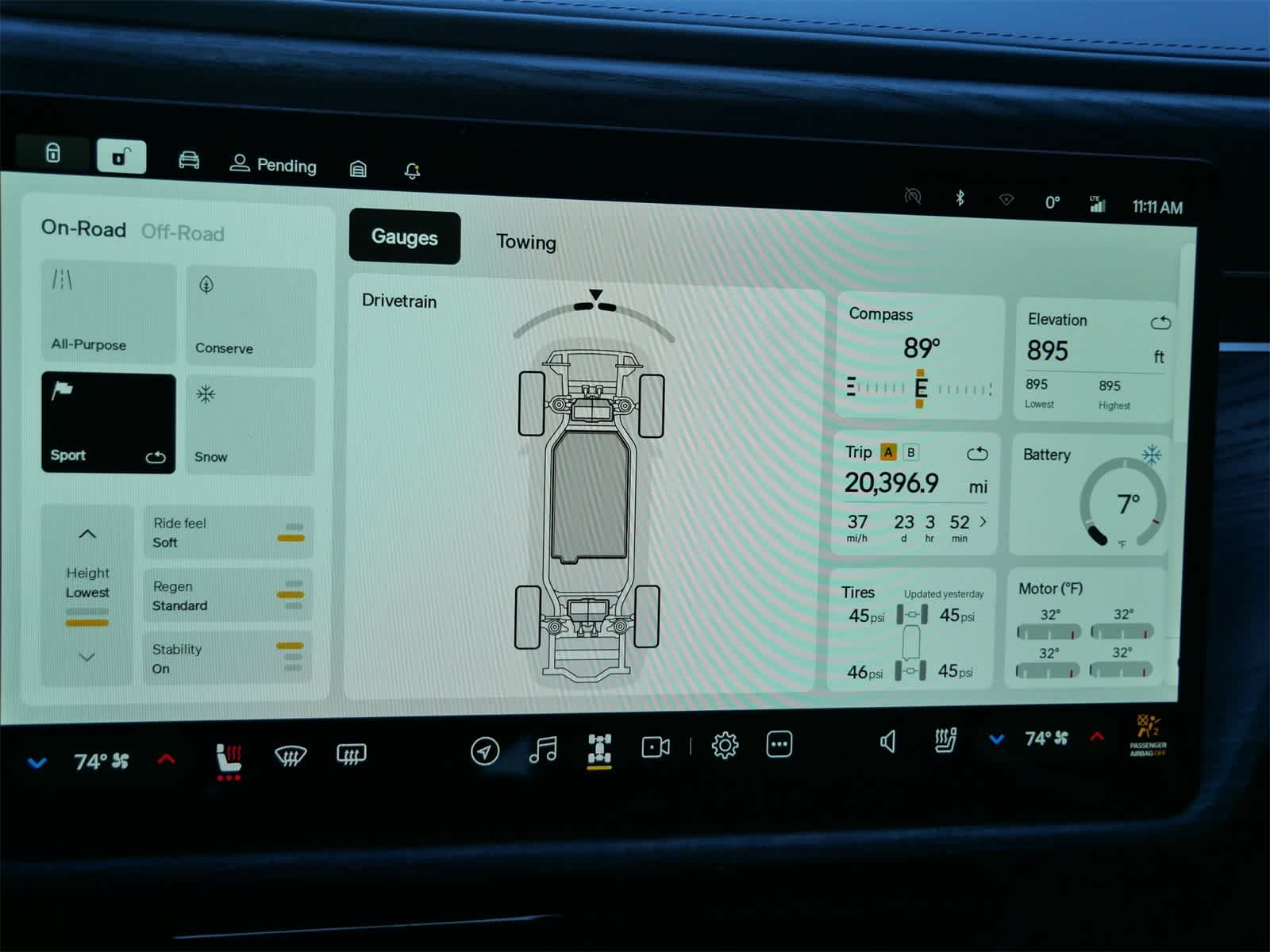 Thumbnail: 2022 Rivian R1T - 25