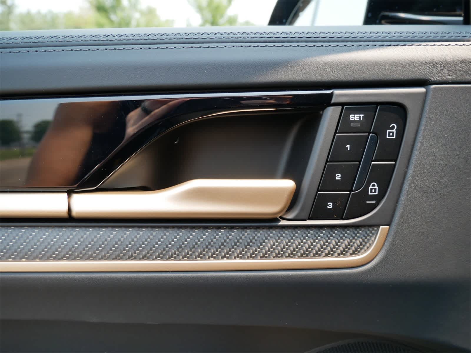 Thumbnail: 2025 Porsche Cayenne - 14