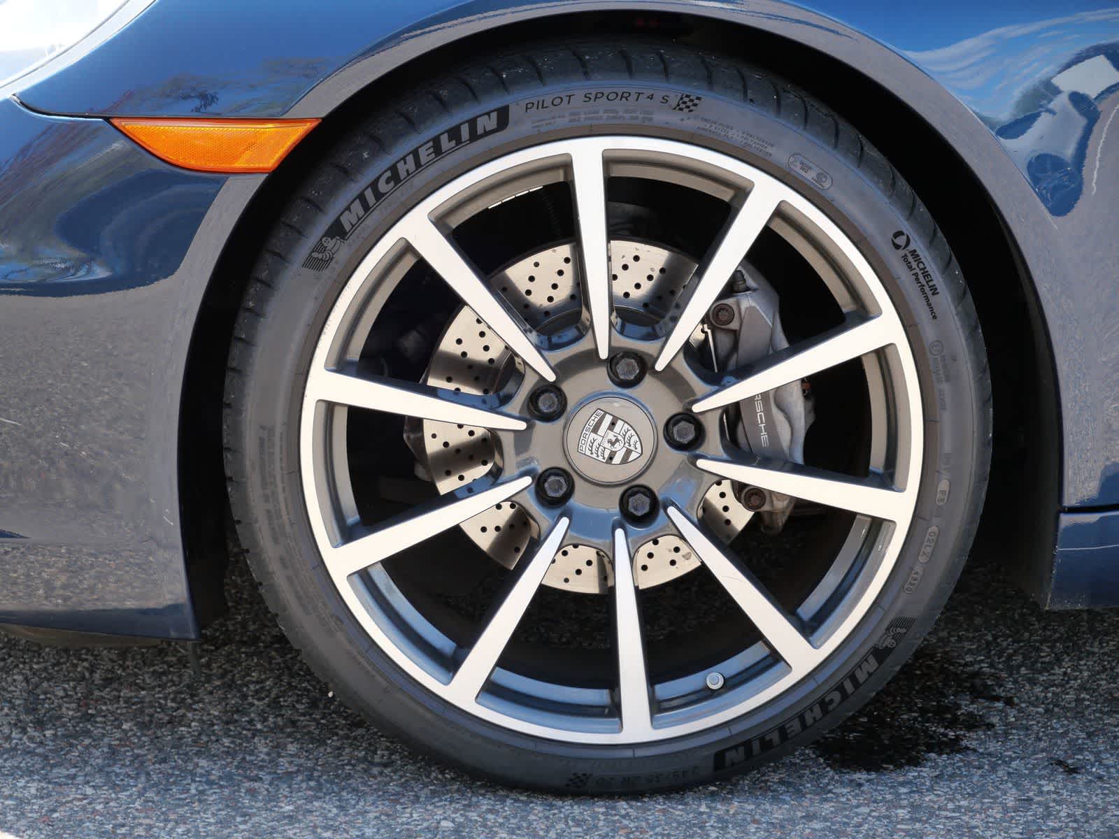 Thumbnail: 2014 Porsche 911 - 7