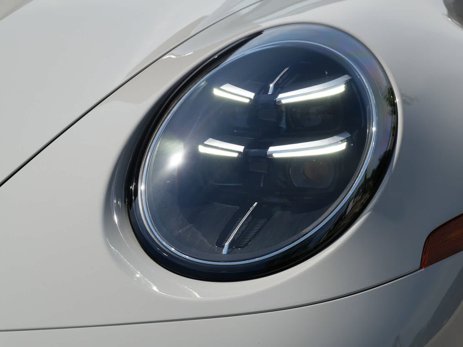 Thumbnail: 2026 Porsche 911 - 6