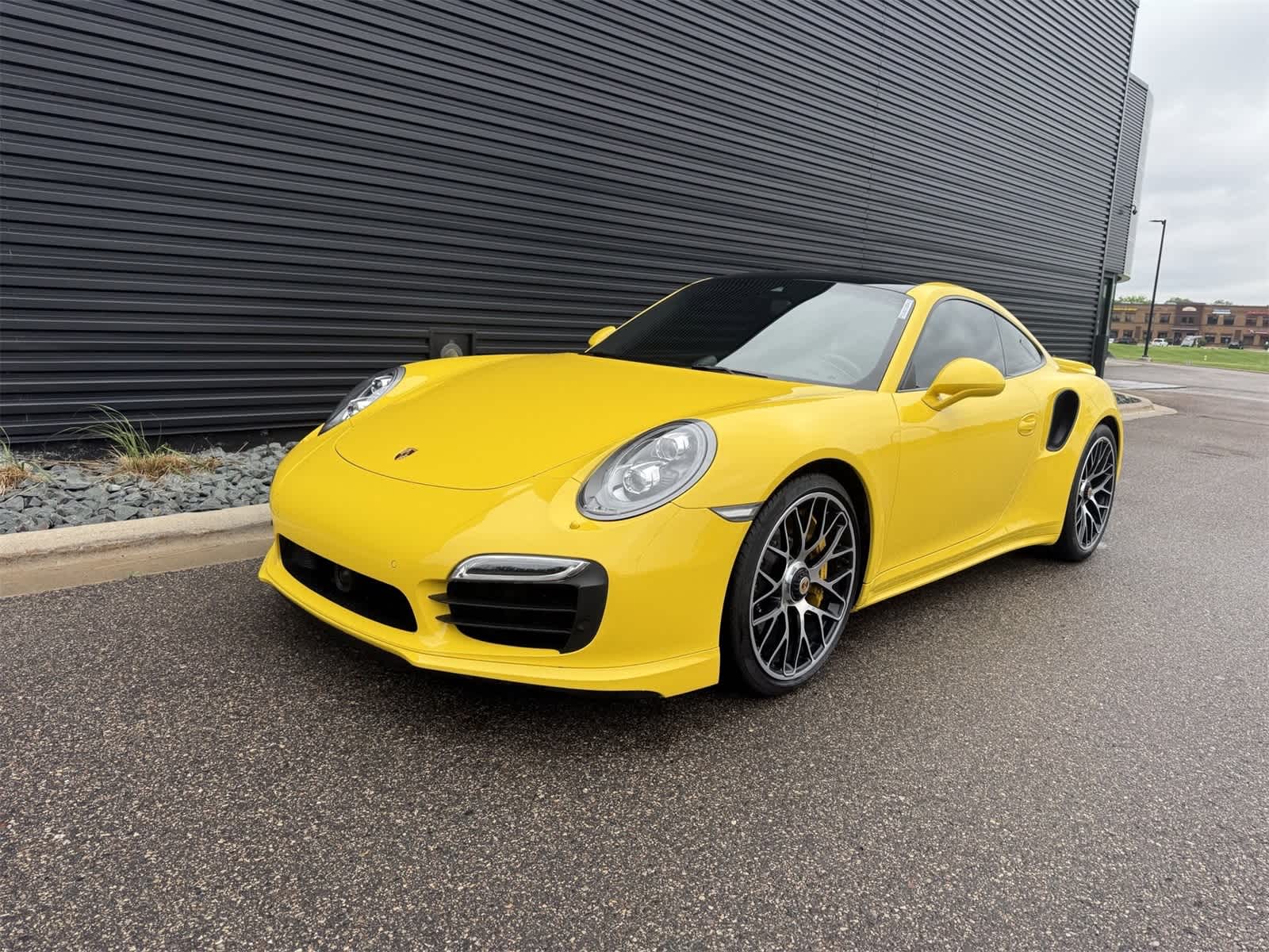2015 Porsche 911 Turbo S Hero Image