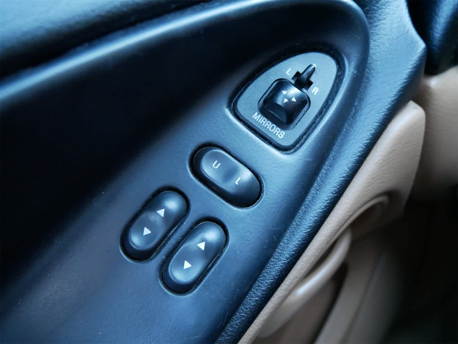 Thumbnail: 1996 Ford Mustang - 8