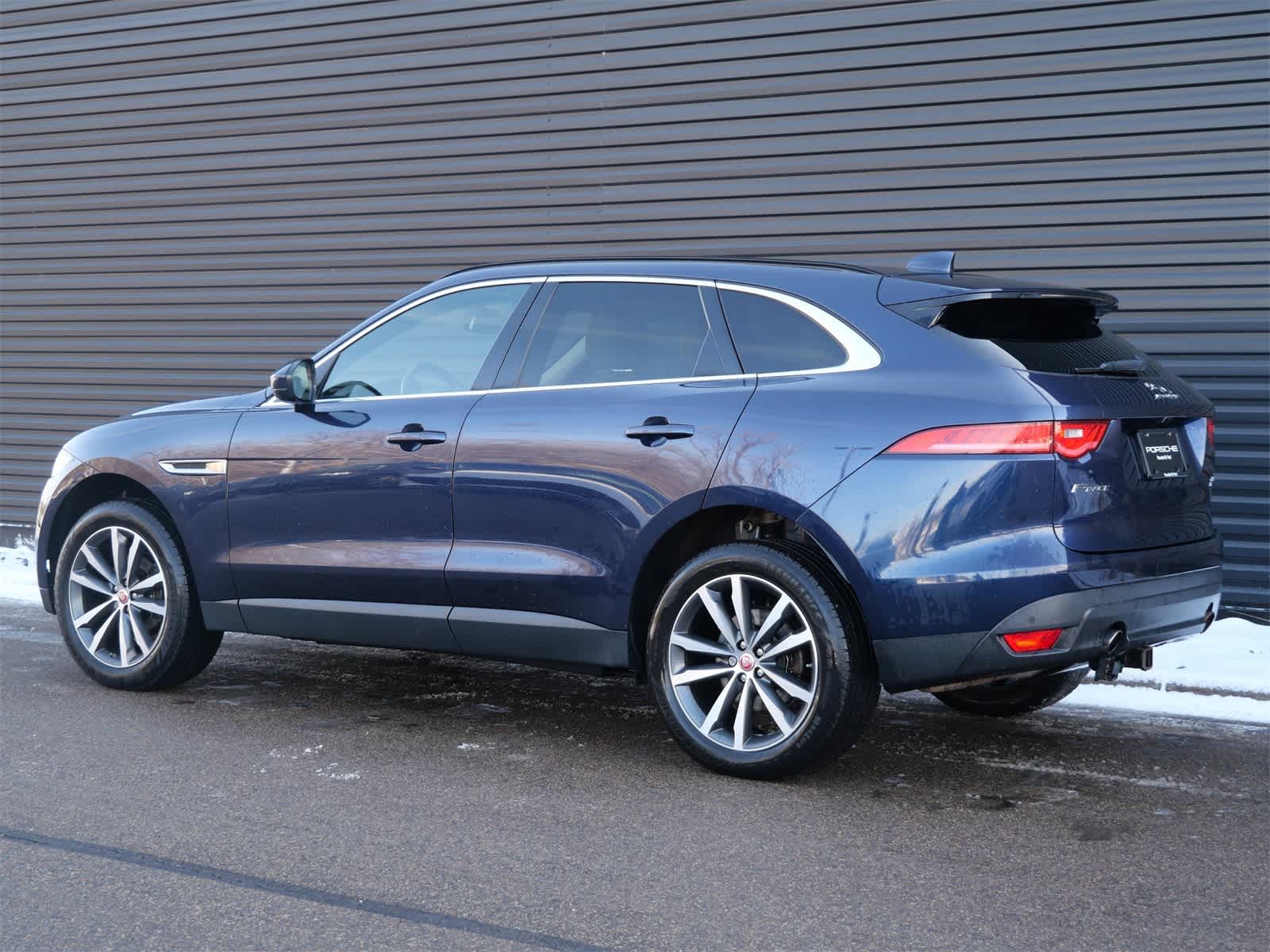 Thumbnail: 2018 Jaguar F-Pace - 3