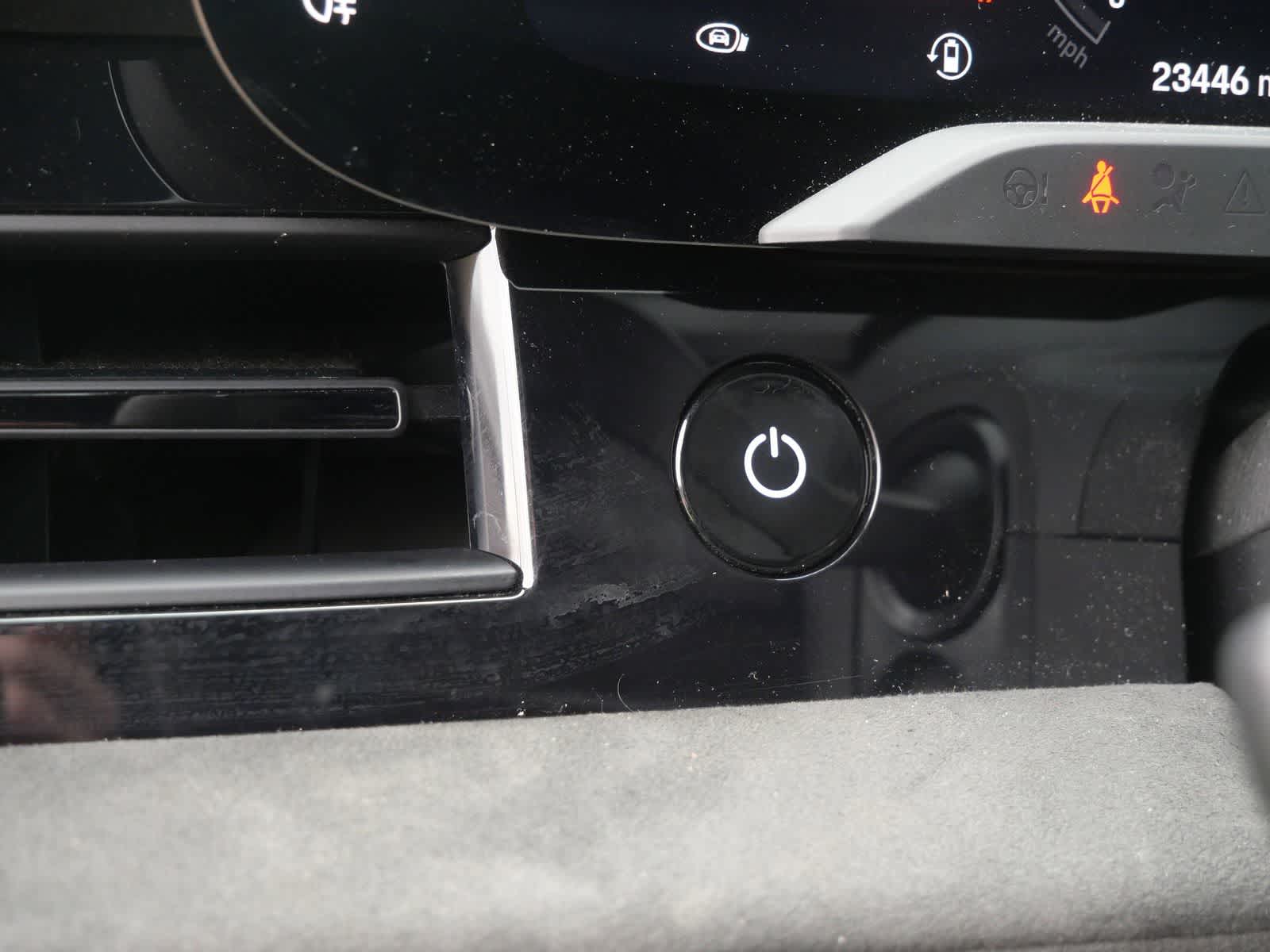 Thumbnail: 2022 Porsche Taycan - 15