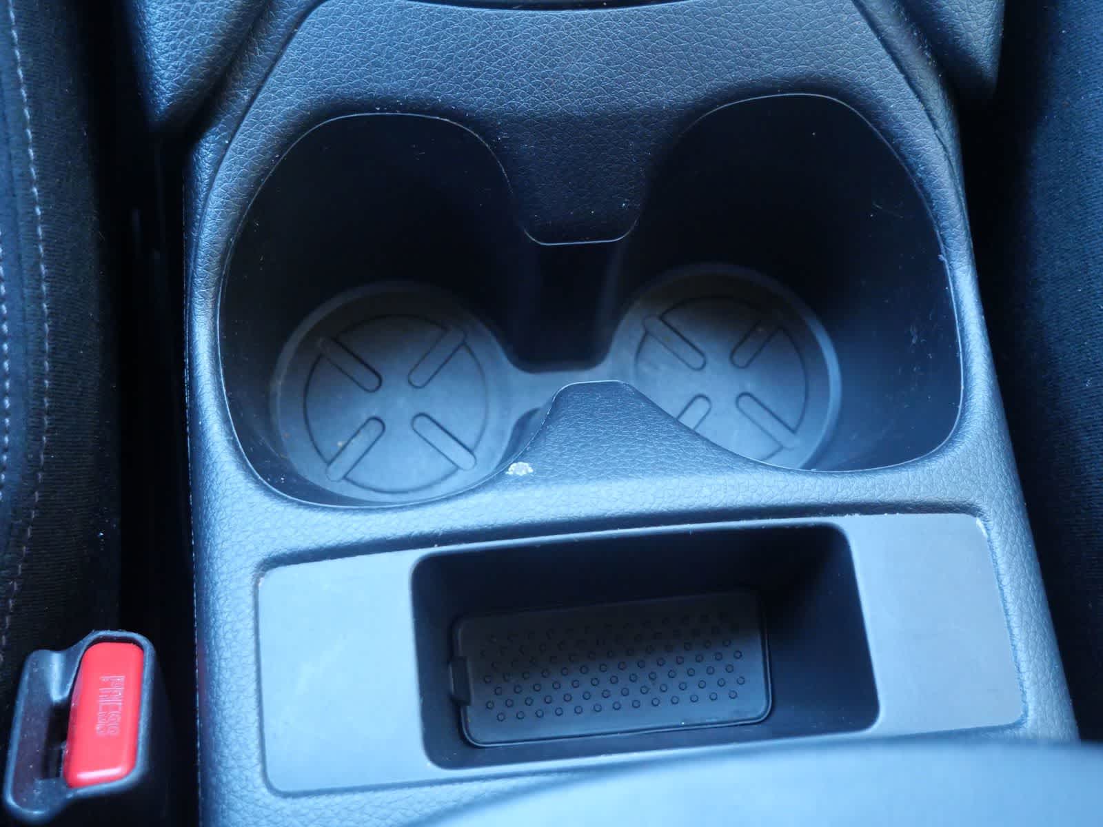 Thumbnail: 2016 Nissan Rogue - 15