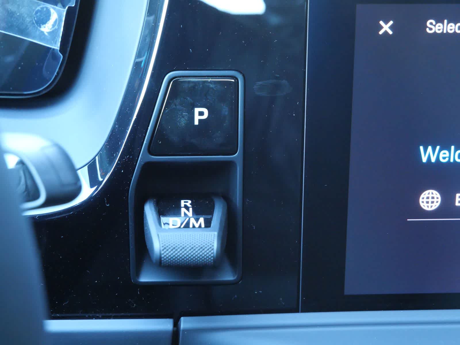 Thumbnail: 2026 Porsche Panamera - 21