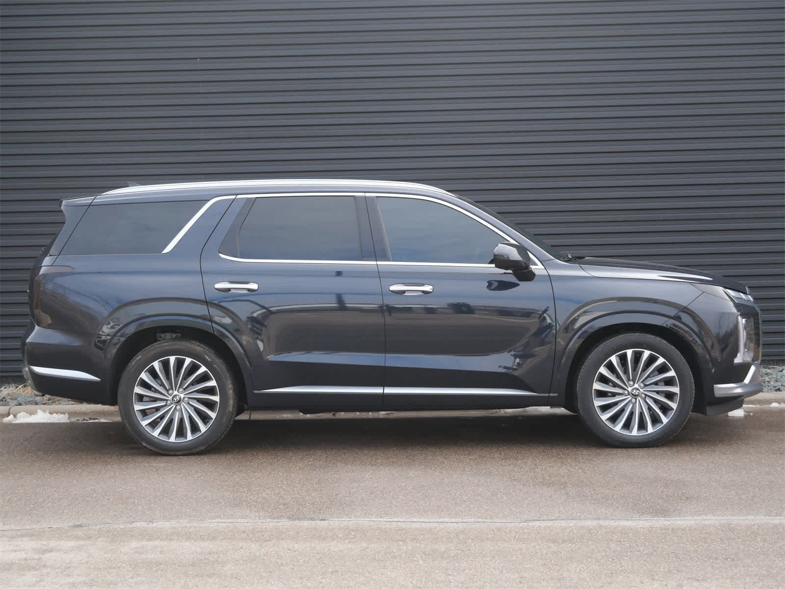 Thumbnail: 2024 Hyundai Palisade - 27