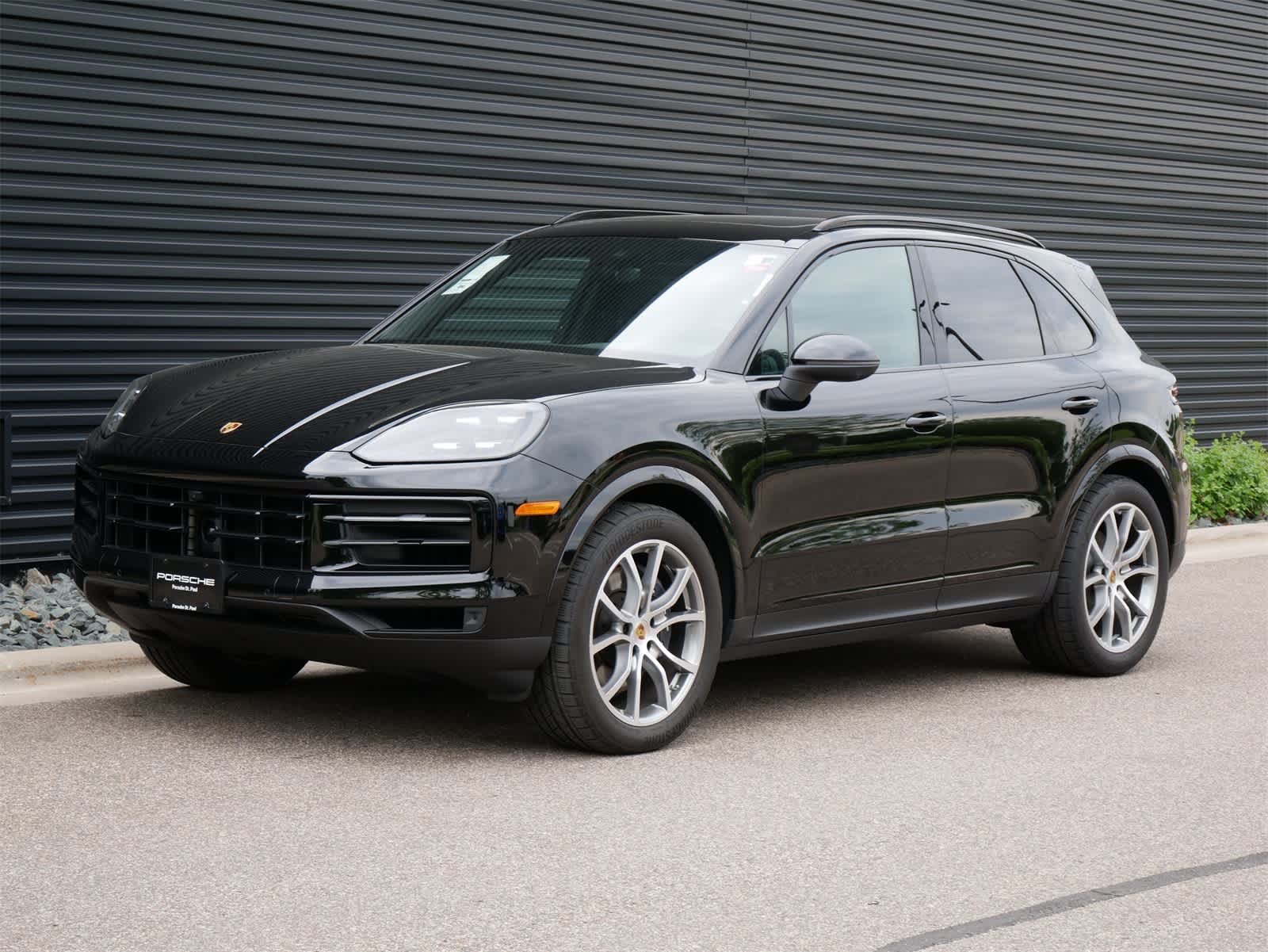 2024 Porsche Cayenne Base -
                  Saint Paul, MN