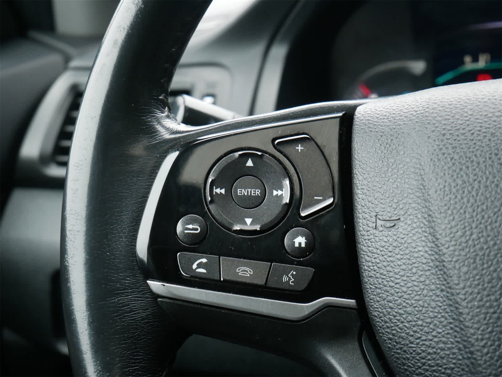 Thumbnail: 2022 Honda Pilot - 17