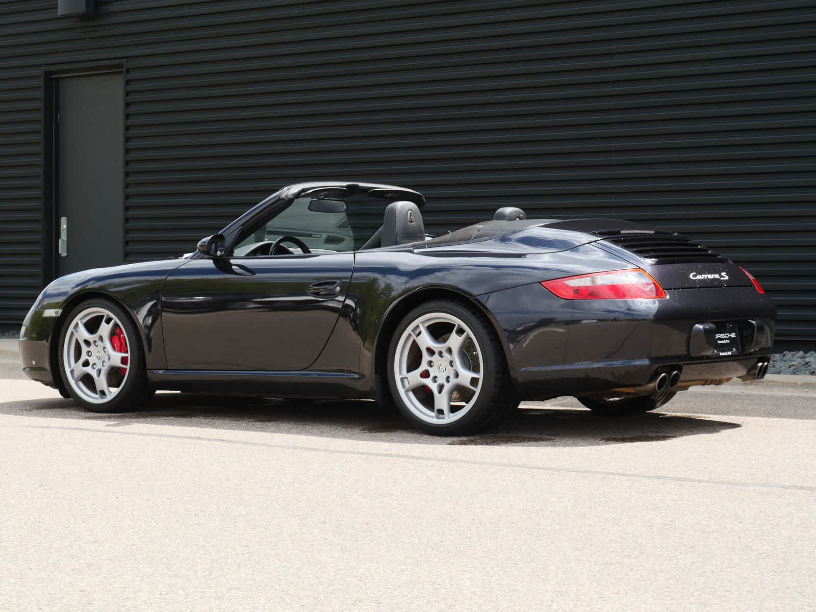 Thumbnail: 2006 Porsche 911 - 3