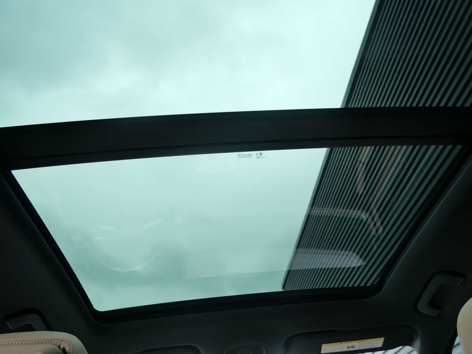 Thumbnail: 2026 Porsche Cayenne - 14