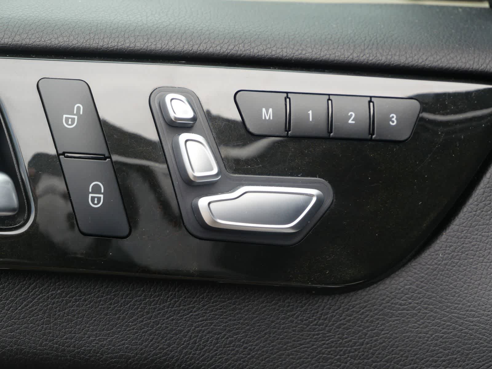 Thumbnail: 2019 Mercedes-Benz GLS - 10