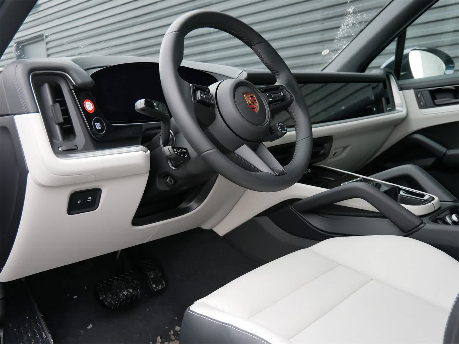 Thumbnail: 2026 Porsche Cayenne - 4