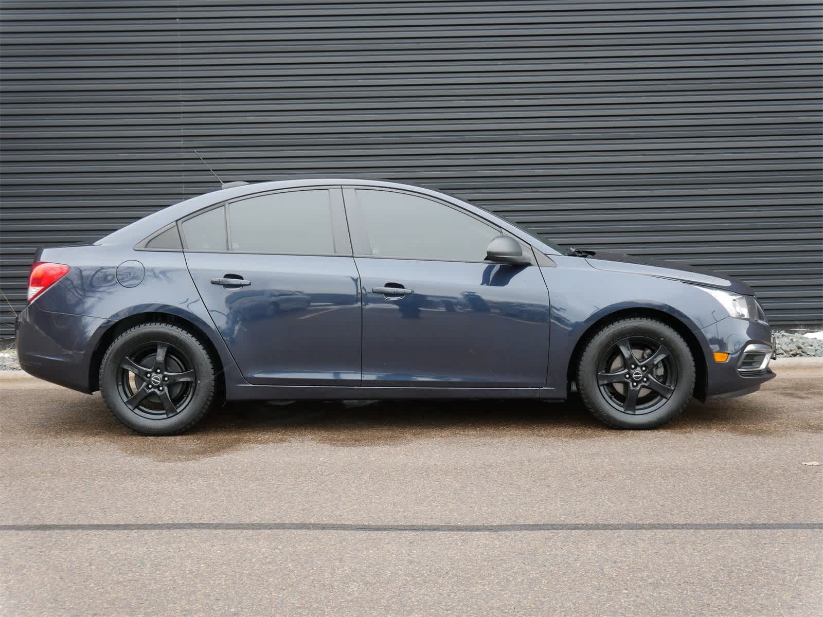 Thumbnail: 2015 Chevrolet Cruze - 26