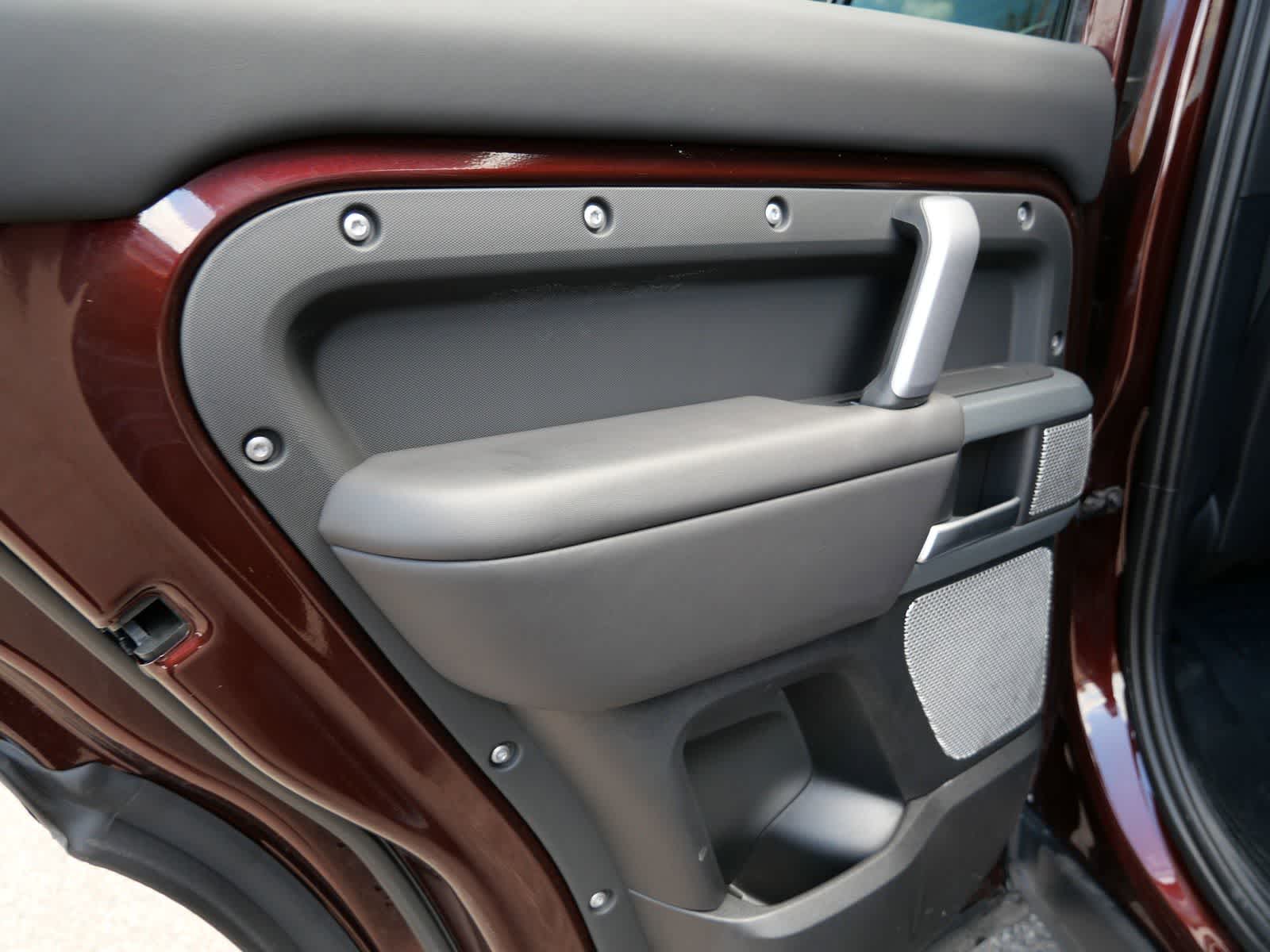 Thumbnail: 2024 Land Rover Defender - 13