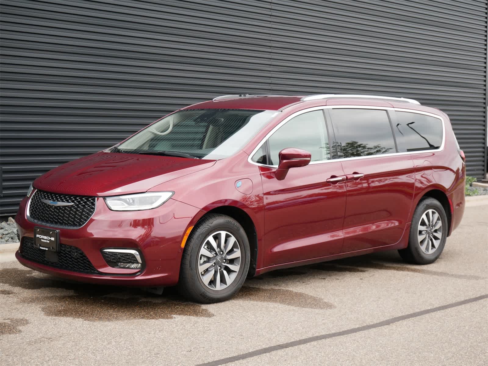 Thumbnail: 2021 Chrysler Pacifica - 1
