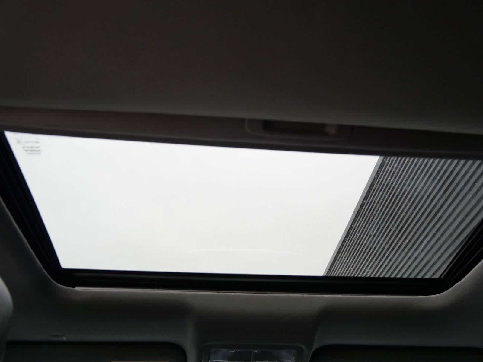 Thumbnail: 2018 Toyota Highlander - 14