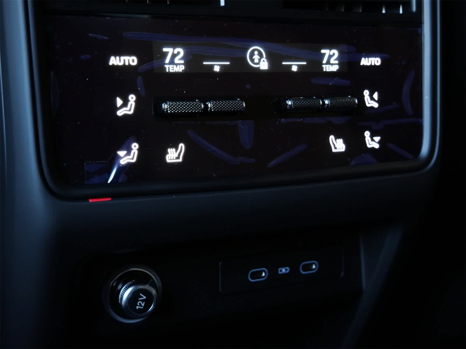 Thumbnail: 2026 Porsche Cayenne - 10