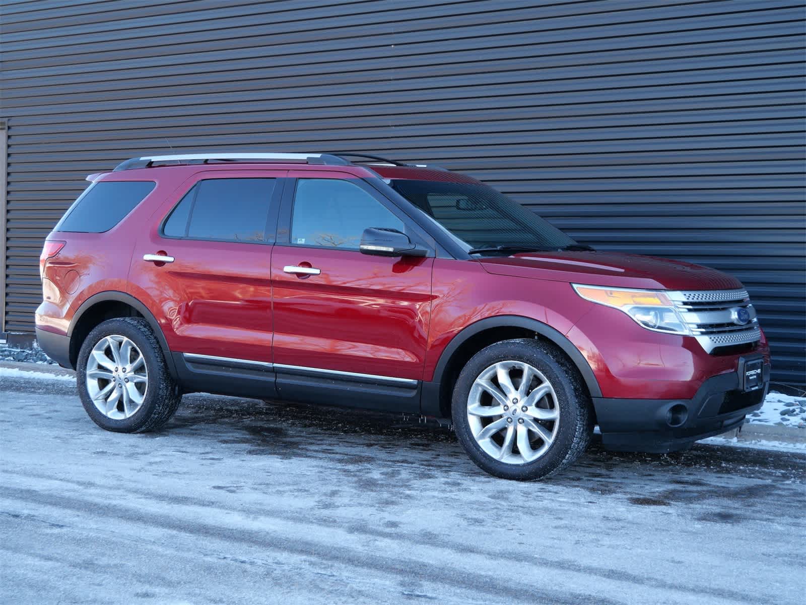 Thumbnail: 2015 Ford Explorer - 28