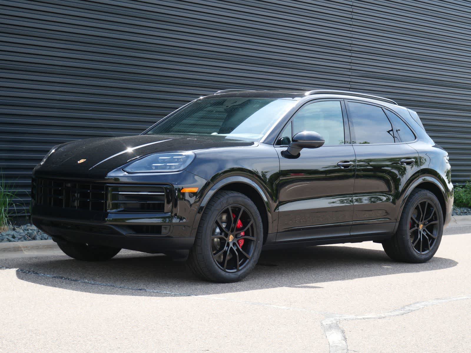 Thumbnail: 2026 Porsche Cayenne - 1