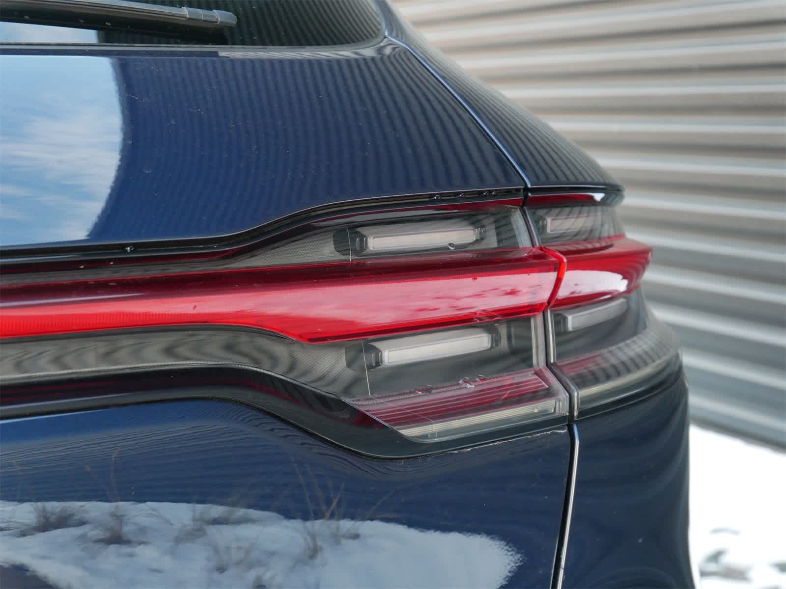 Thumbnail: 2023 Porsche Macan - 8