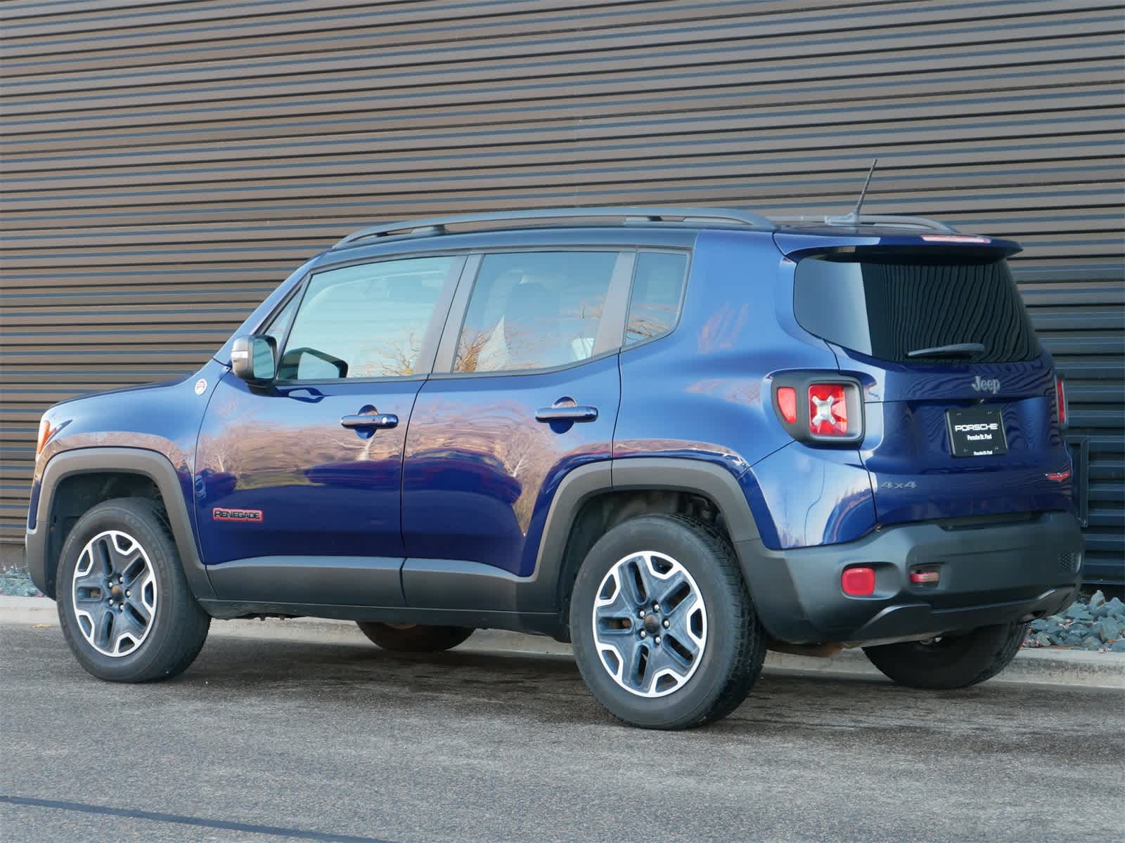 Thumbnail: 2016 Jeep Renegade - 3