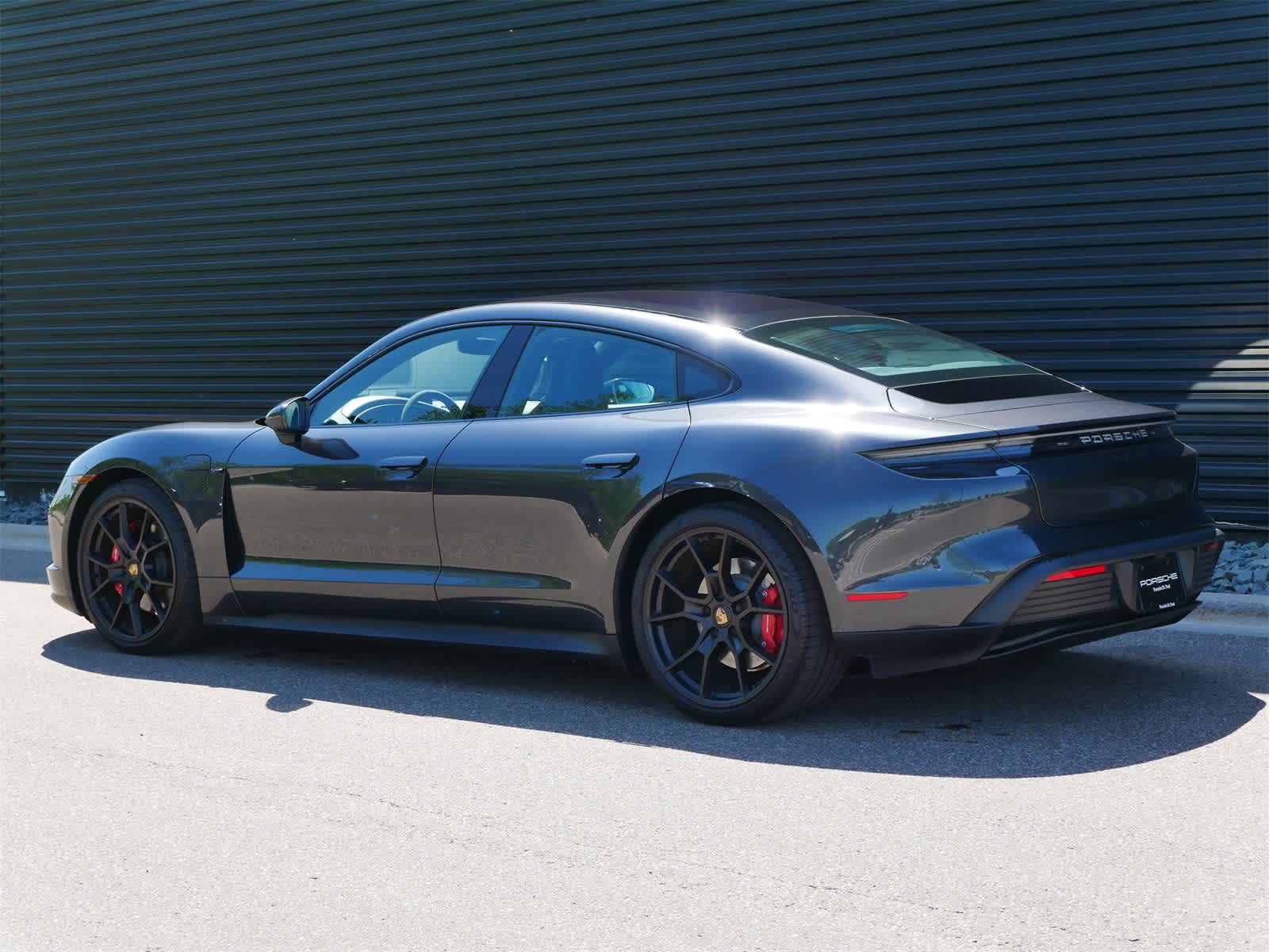 Thumbnail: 2025 Porsche Taycan - 3