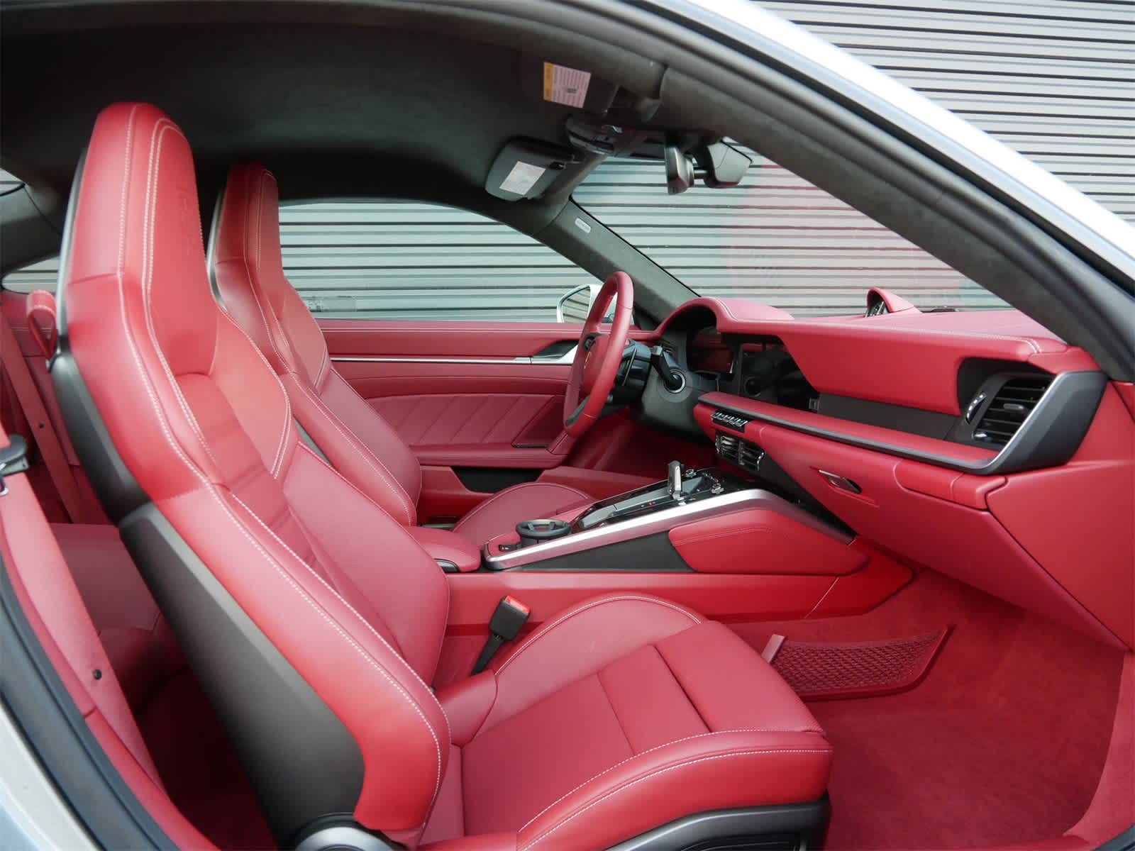 Thumbnail: 2026 Porsche 911 - 28