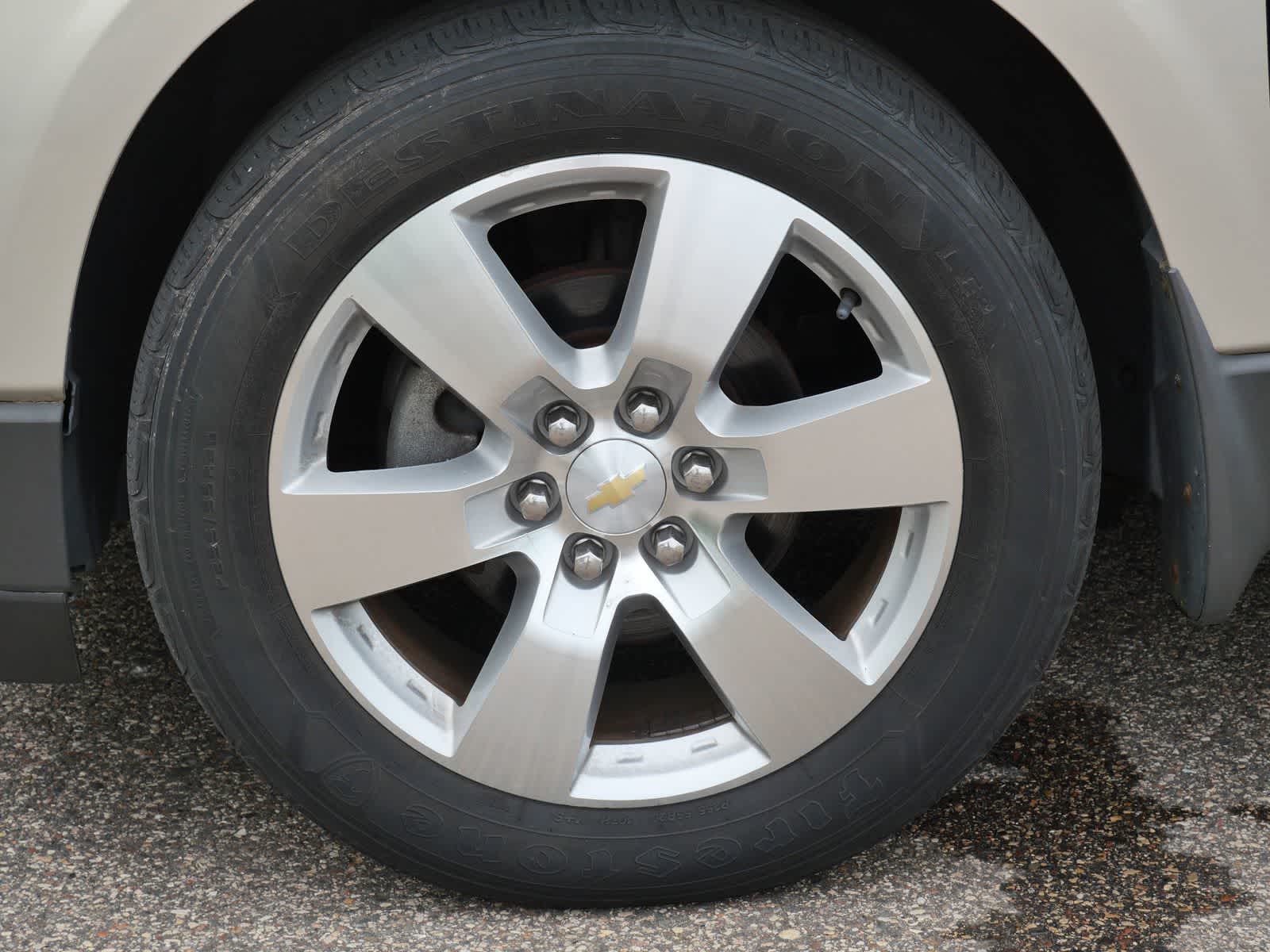 Thumbnail: 2011 Chevrolet Traverse - 7