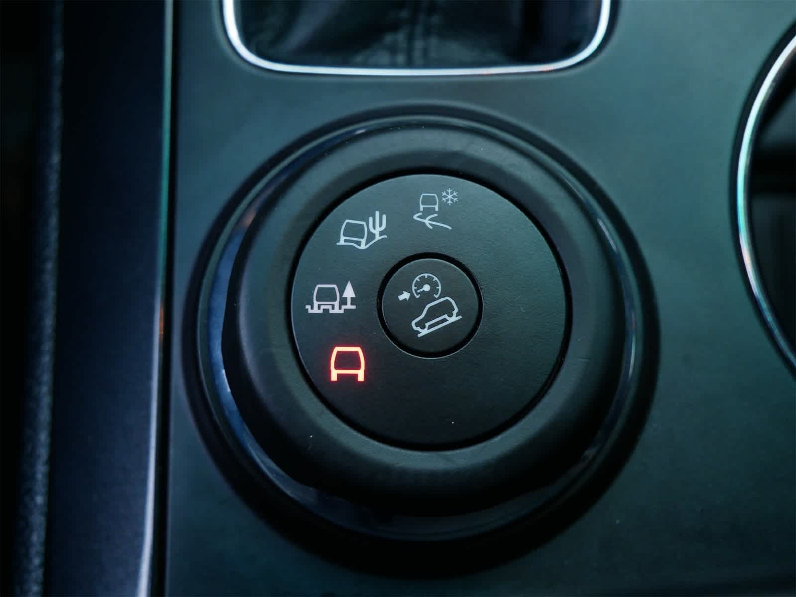 Thumbnail: 2016 Ford Explorer - 15