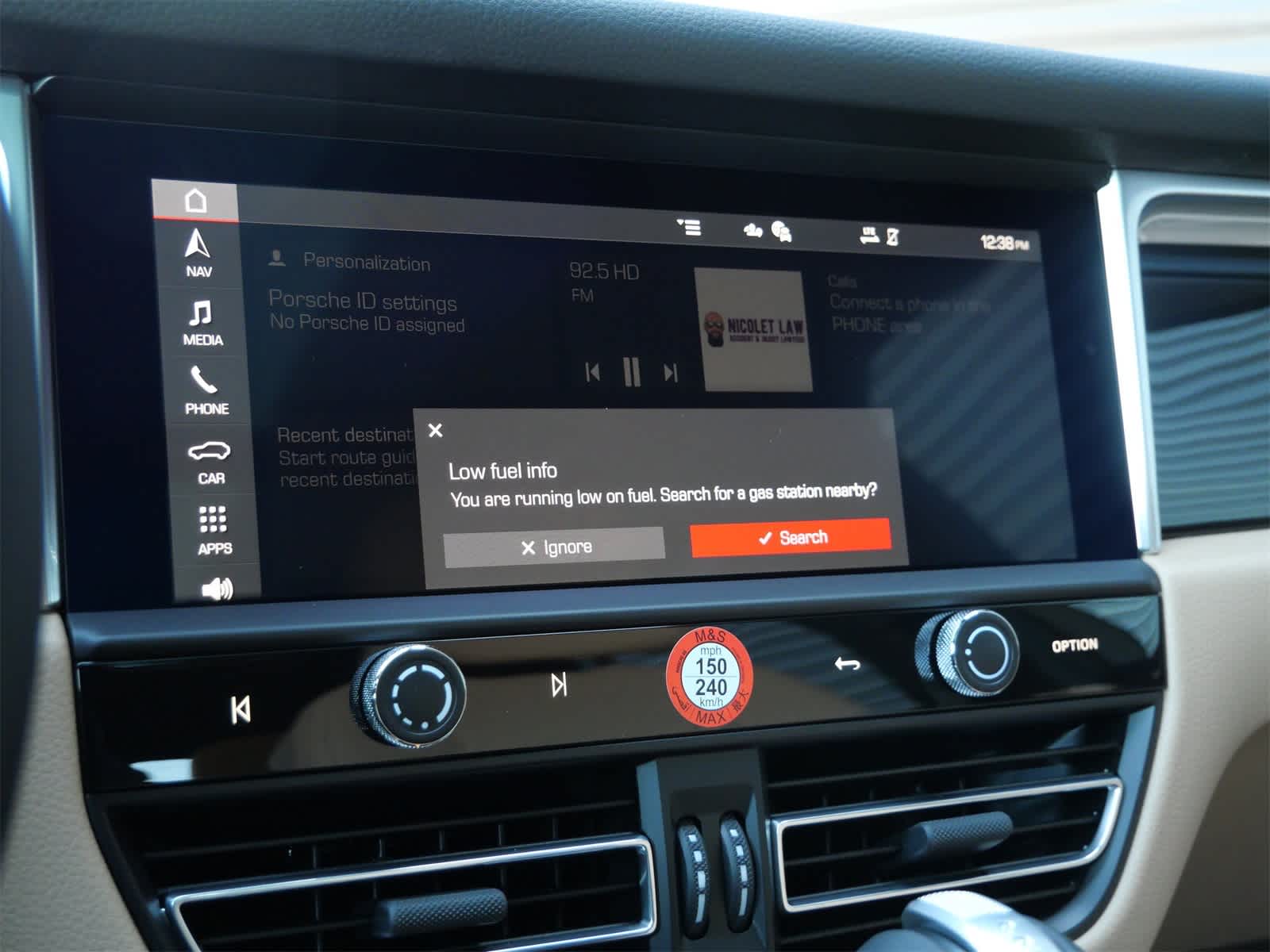 Thumbnail: 2026 Porsche Macan - 25