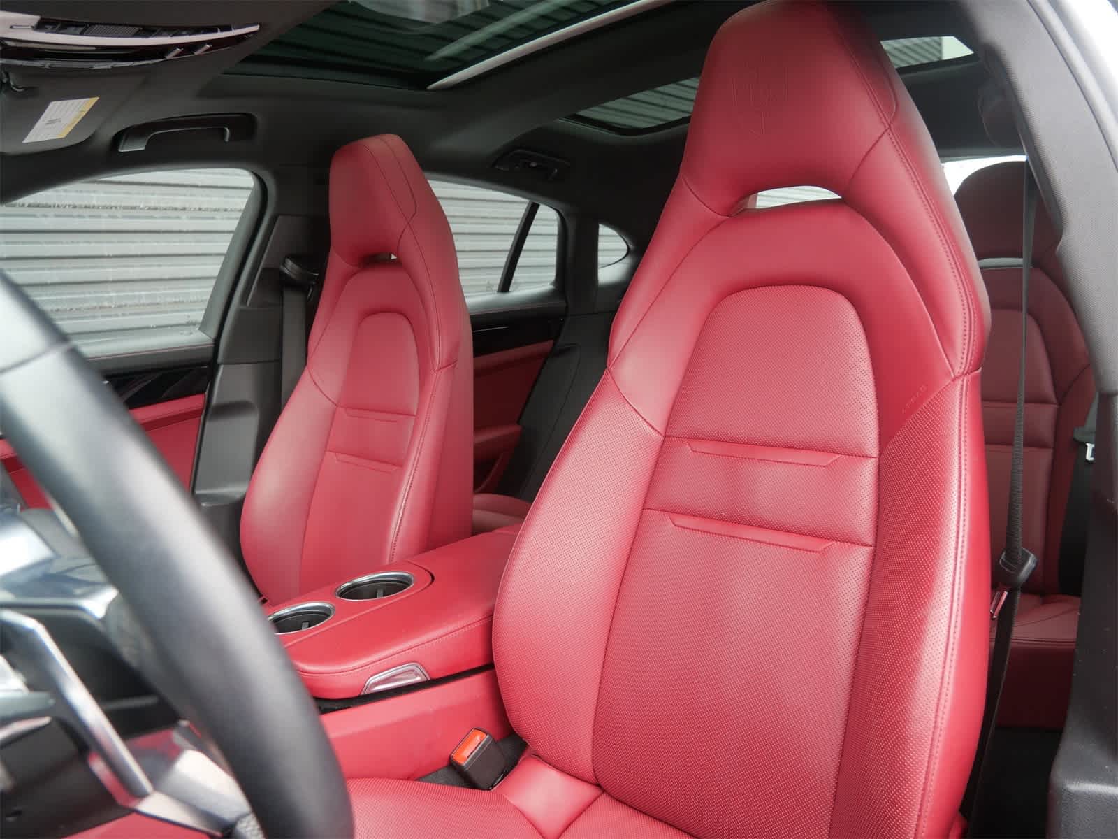 Thumbnail: 2019 Porsche Panamera - 5