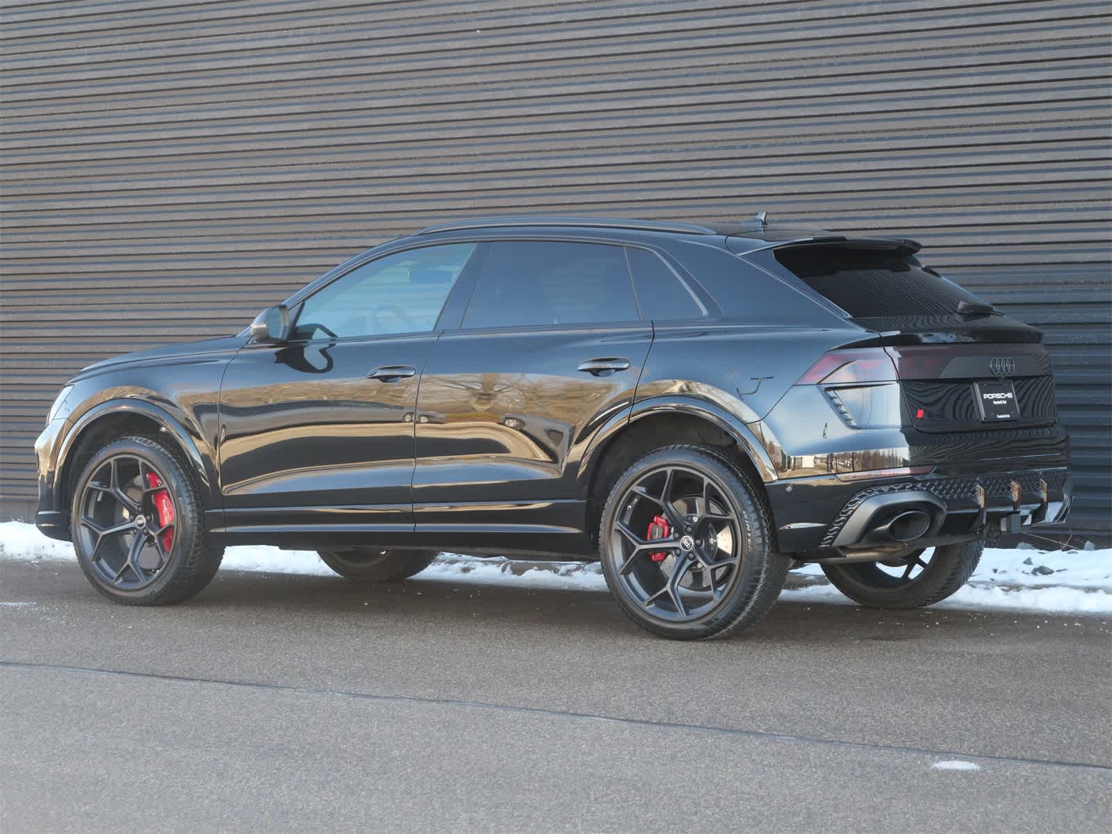 Thumbnail: 2025 Audi RS Q8 - 3