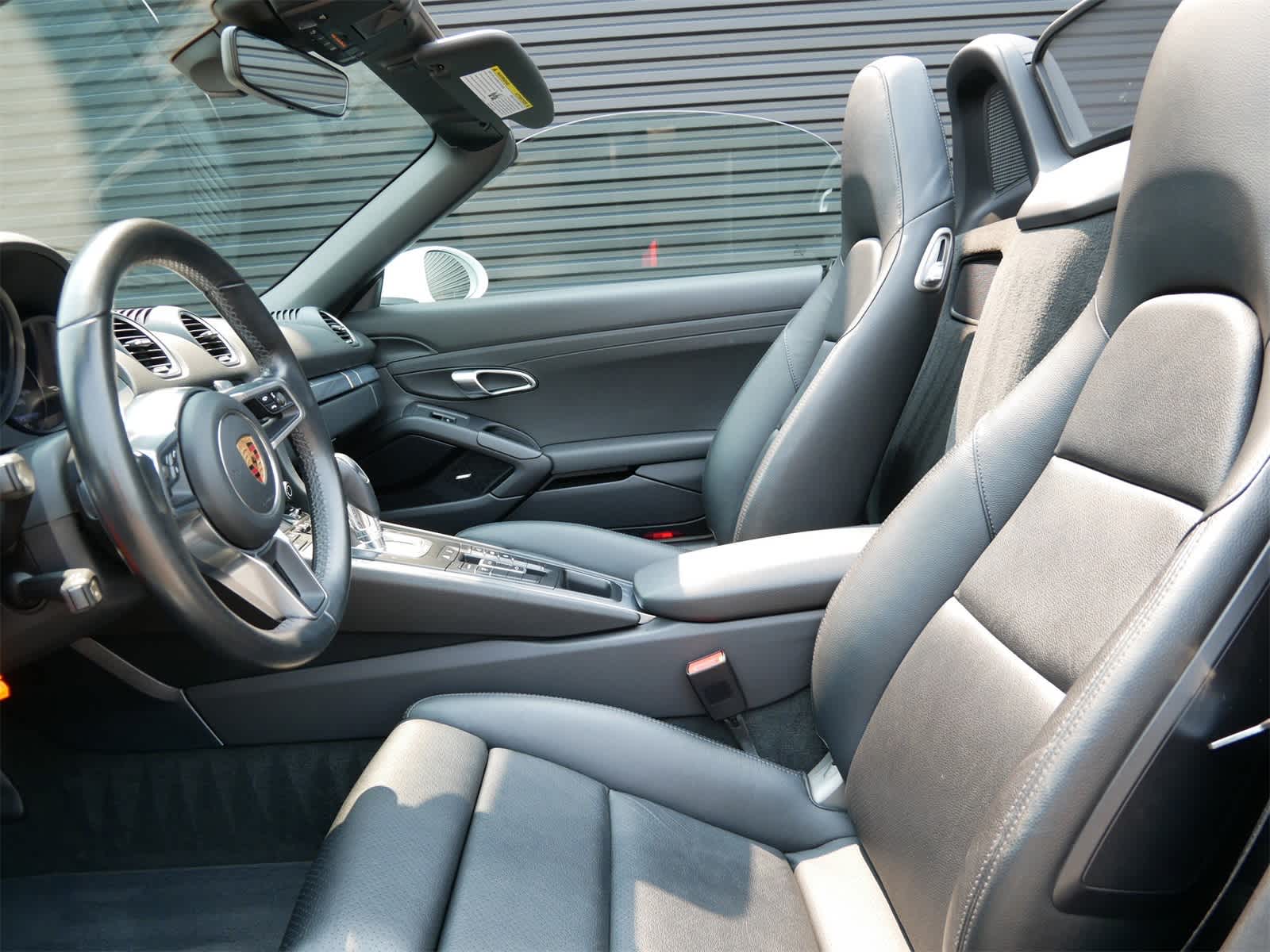 Thumbnail: 2018 Porsche 718 Boxster - 5