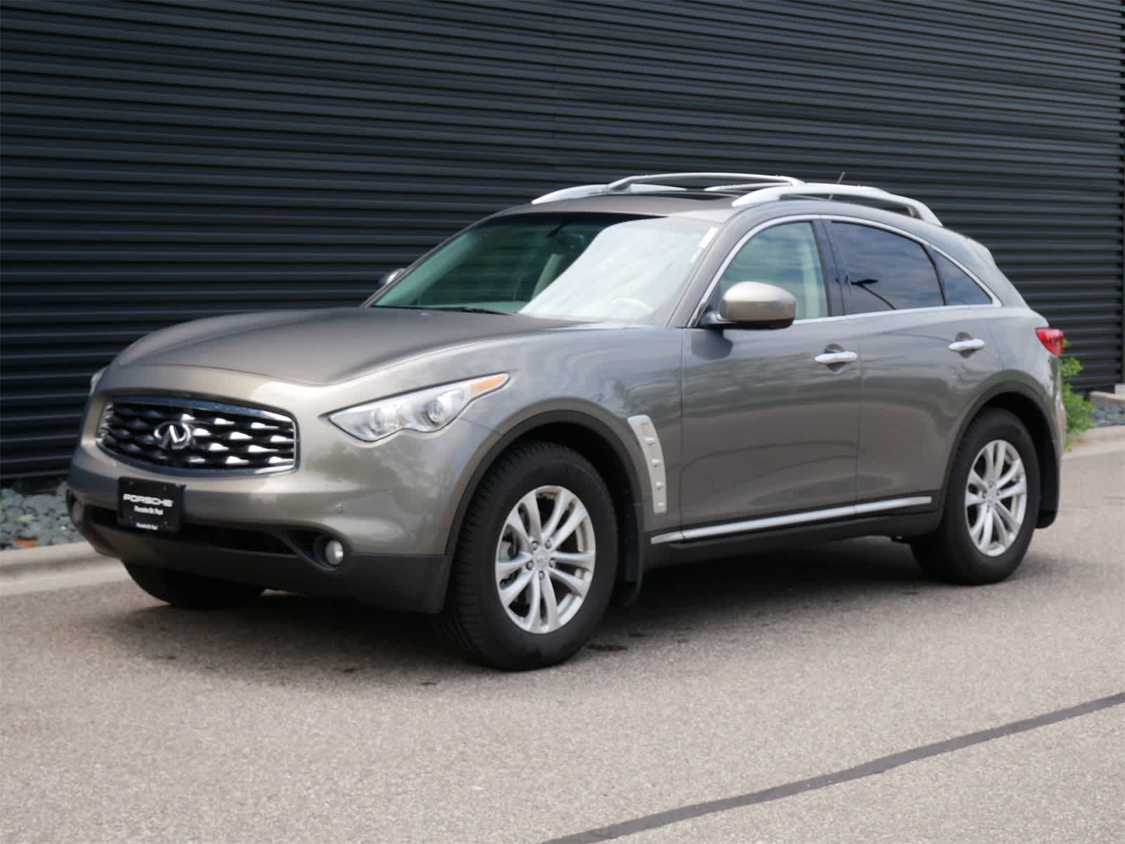 2010 INFINITI FX35  -
                  Saint Paul, MN