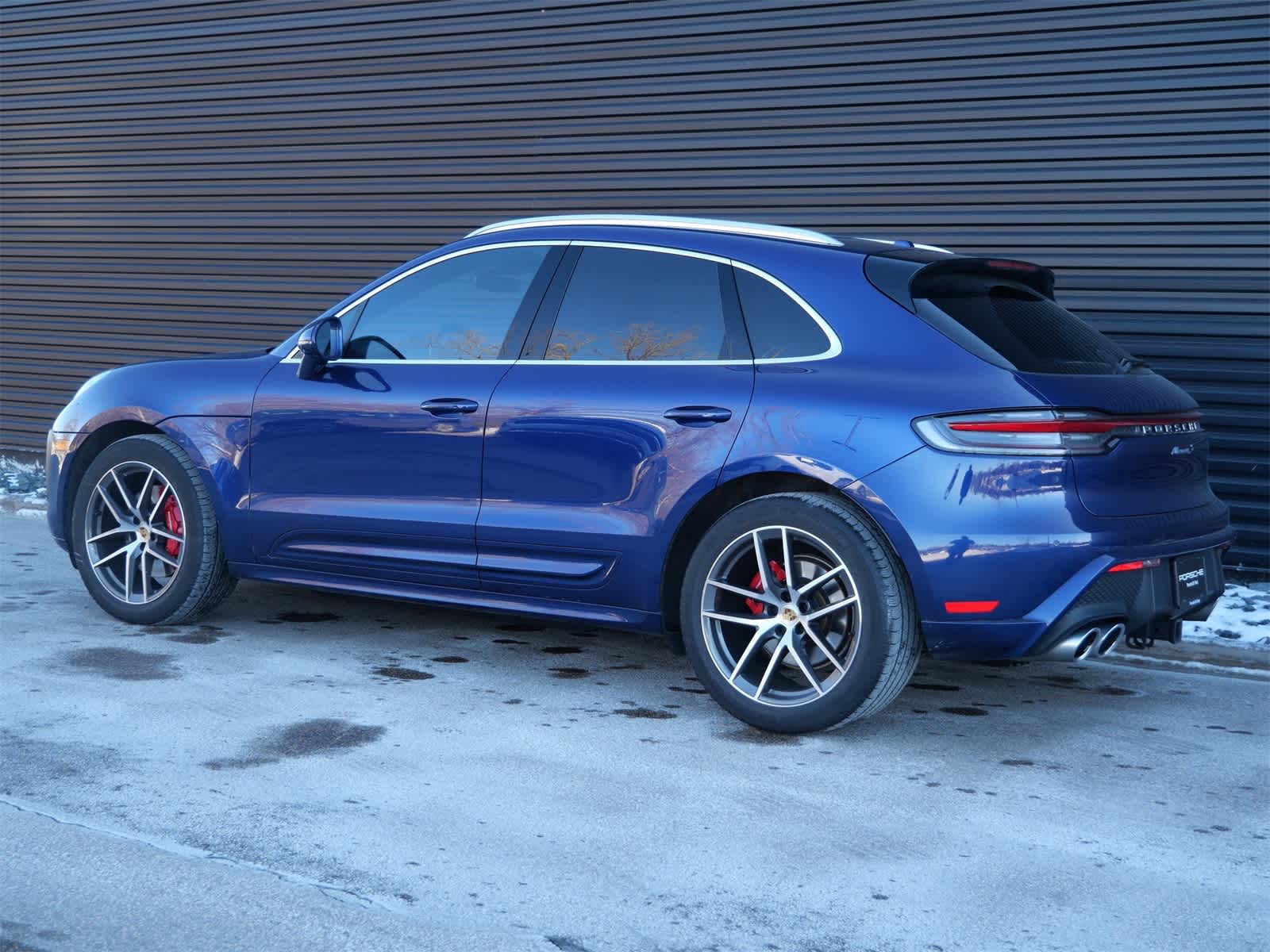 Thumbnail: 2024 Porsche Macan - 3
