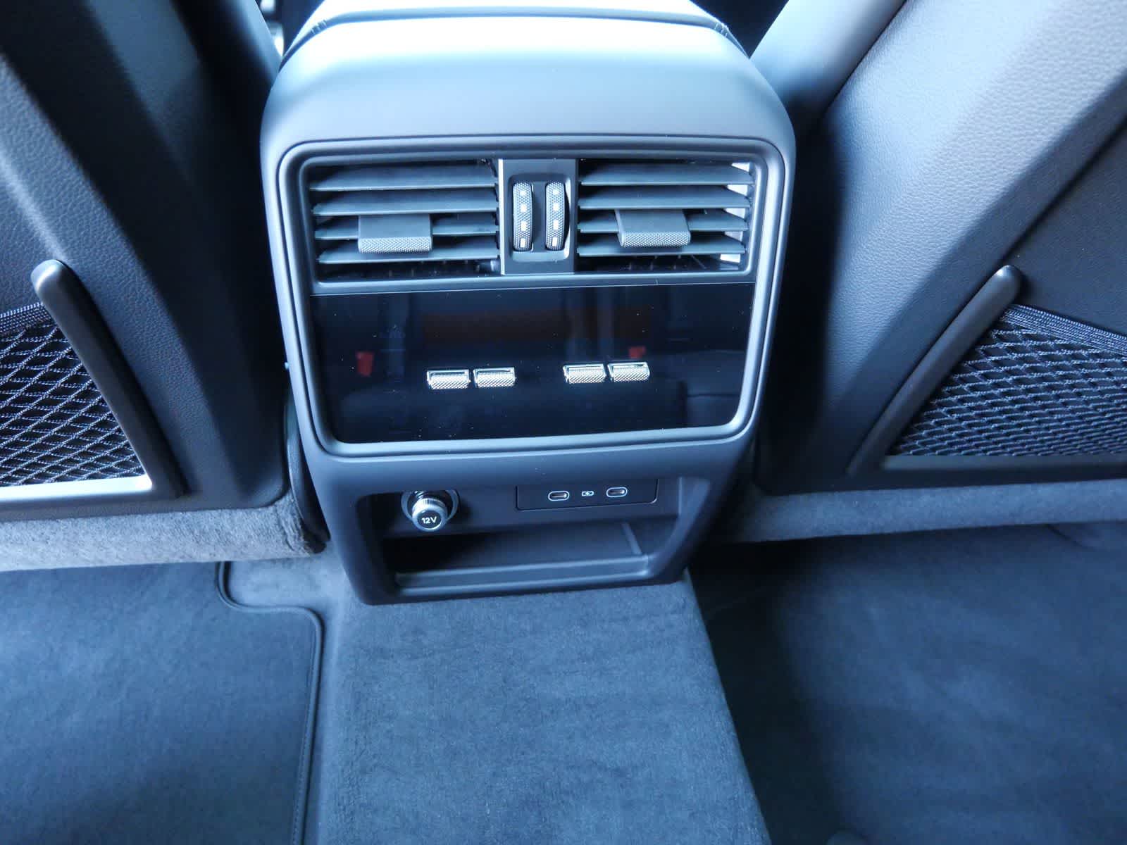 Thumbnail: 2026 Porsche Cayenne - 14