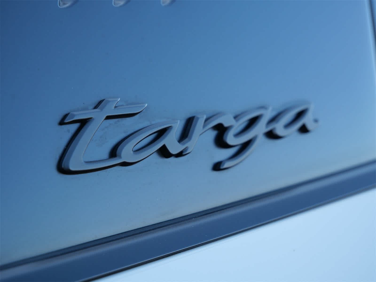 Thumbnail: 2024 Porsche 911 - 21