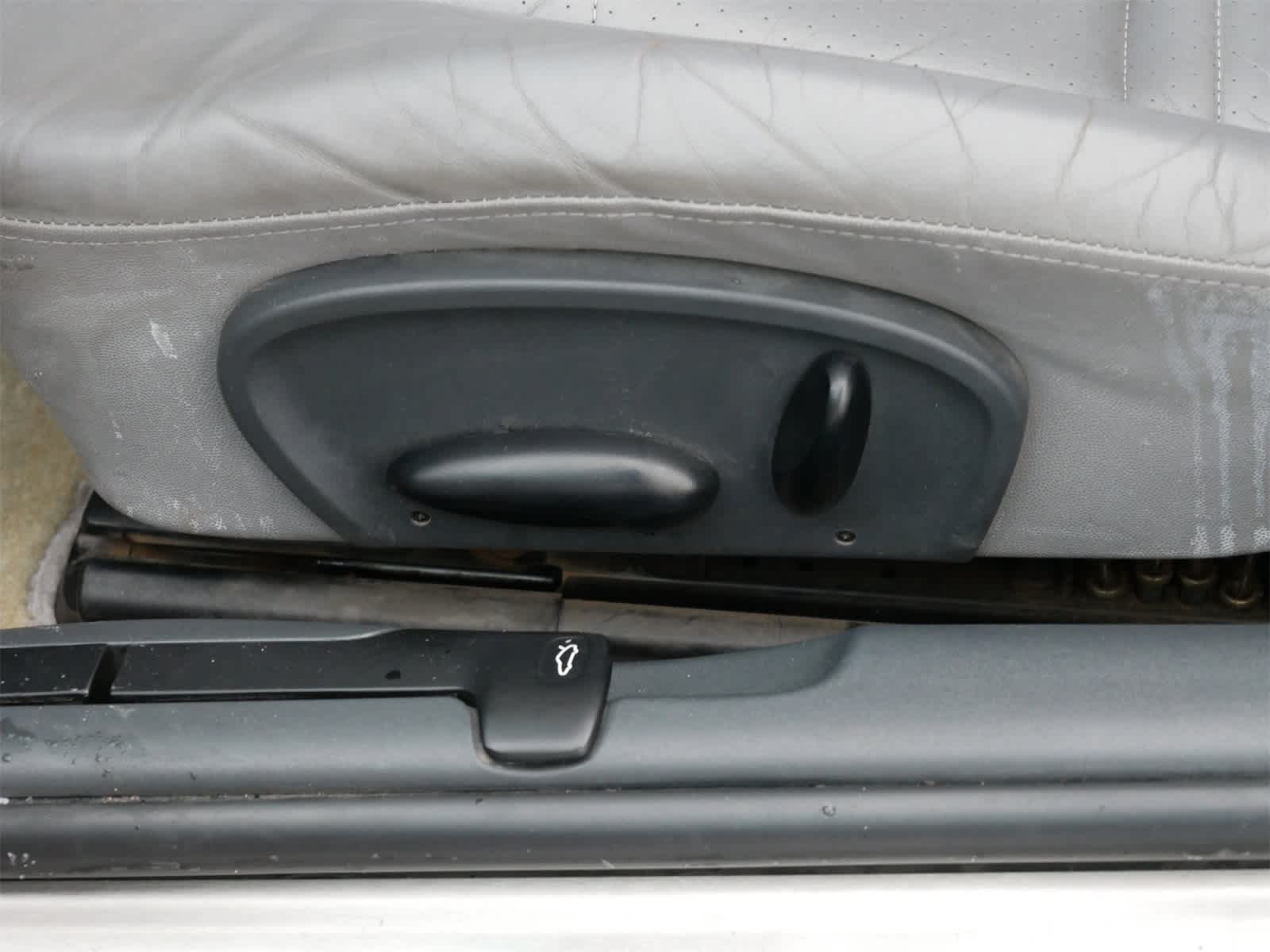 Thumbnail: 1998 Porsche Boxster - 10