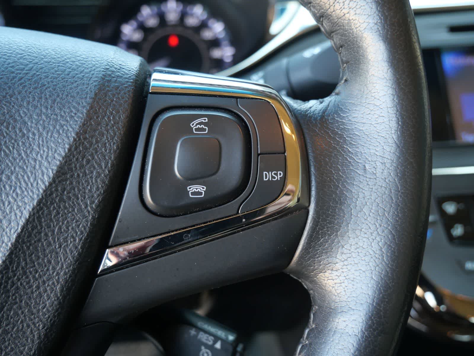 Thumbnail: 2013 Toyota Avalon - 19